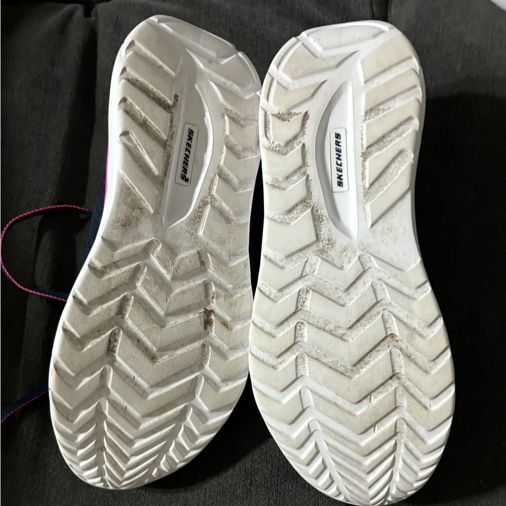 Sketchers Memory Foam Shoes Size 11 - image 6